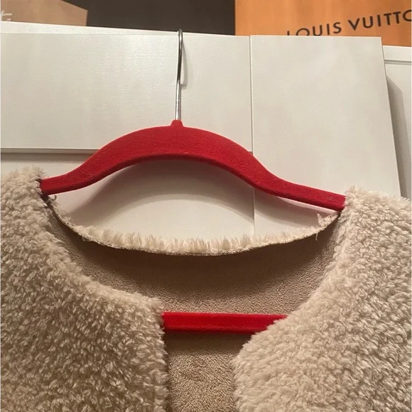 Guess Reversible Faux Fur Faux Suede Jillet/Vest - Picture 5 of 10